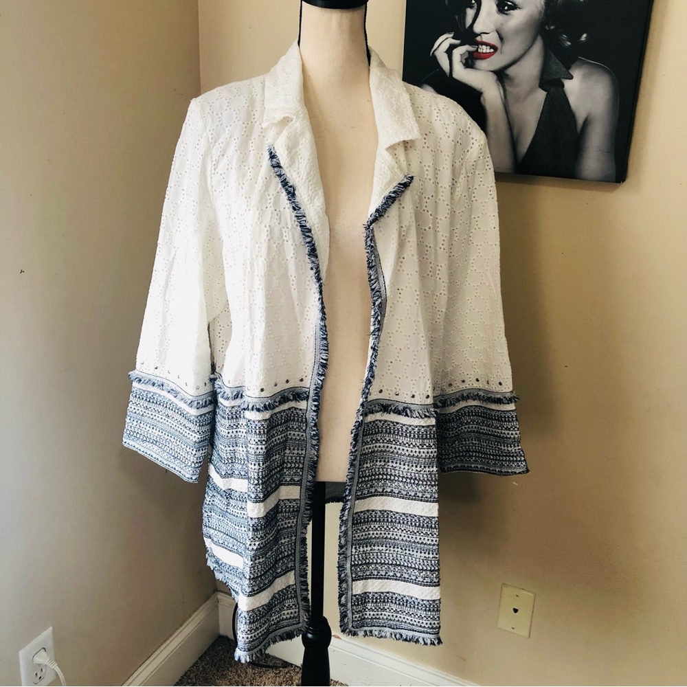 NWT Chico’s white and blue eyelet jacket XXL, 24 1/2" P2P